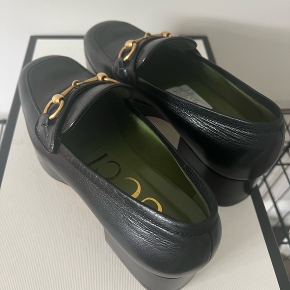 Gucci Leather Lug Sole Loafers size 37.5 - Picture 5 of 5